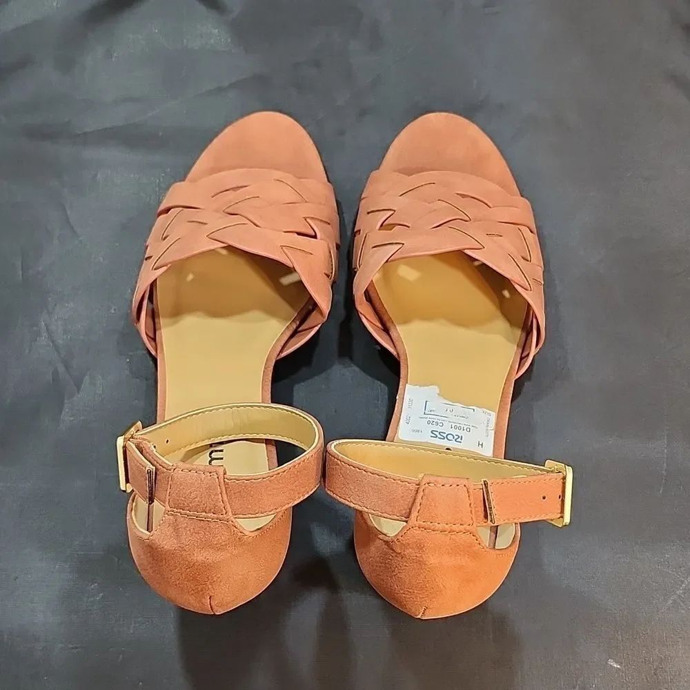 BRAND NEW WHITEMT LOW BLOCK-HEEL ADJUSTABLE BUCKLE WOMEN'S WIDE BRAIDED SANDAL - Picture 6 of 15